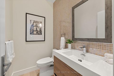 Photo 7 at 4 Drake Crescent, Cliffcrest, Toronto