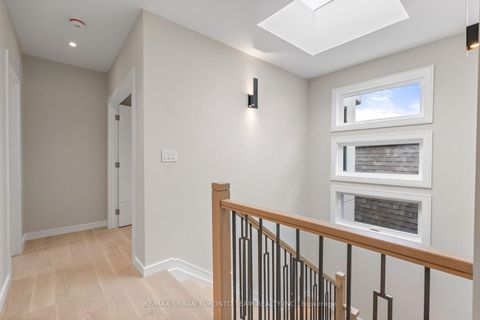Photo 16 at 4 Drake Crescent, Cliffcrest, Toronto