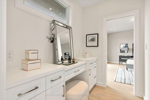 Photo 32 at 4 Drake Crescent, Cliffcrest, Toronto