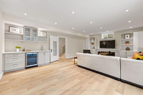 Photo 36 at 4 Drake Crescent, Cliffcrest, Toronto