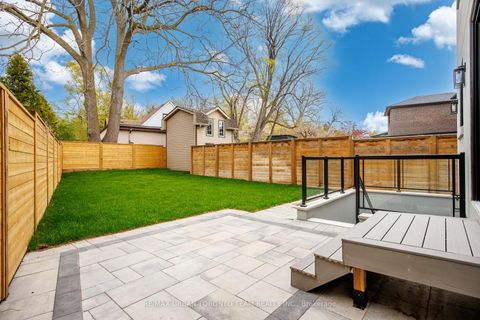 Photo 44 at 4 Drake Crescent, Cliffcrest, Toronto