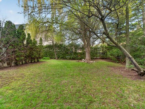 Photo 17 at 4 Malabar Place, Don Mills, Toronto