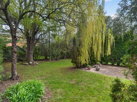 Photo 18 at 4 Malabar Place, Don Mills, Toronto
