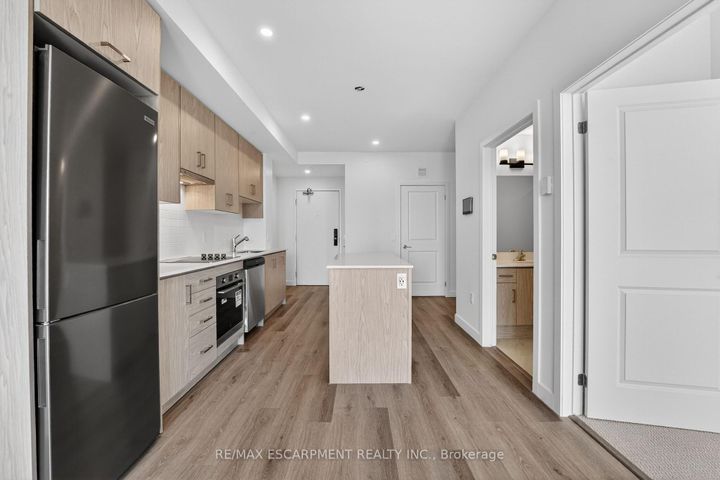 Photo 7 at 901 - 461 Green Road, Lakeshore, Hamilton