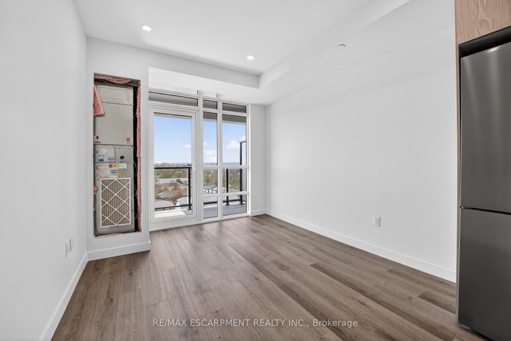 Photo 14 at 901 - 461 Green Road, Lakeshore, Hamilton