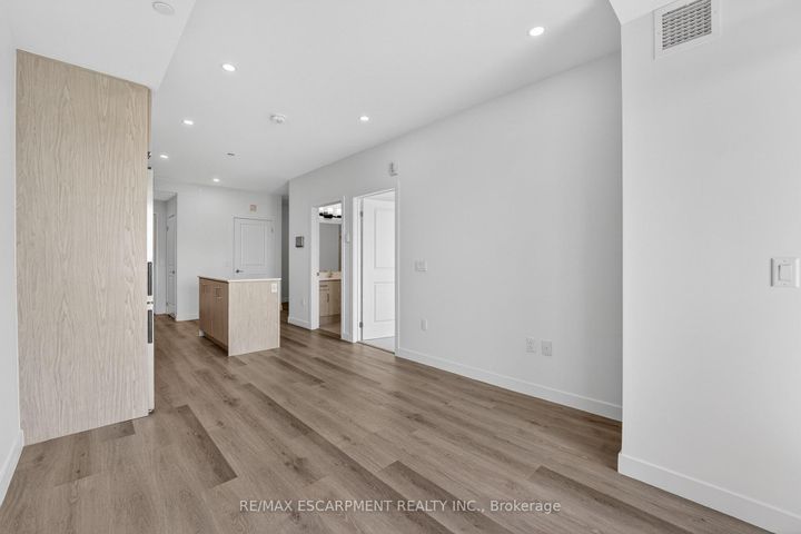 Photo 17 at 901 - 461 Green Road, Lakeshore, Hamilton