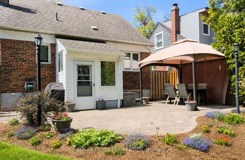 Photo 2 at 17 Tardree Place, Maryvale, Toronto