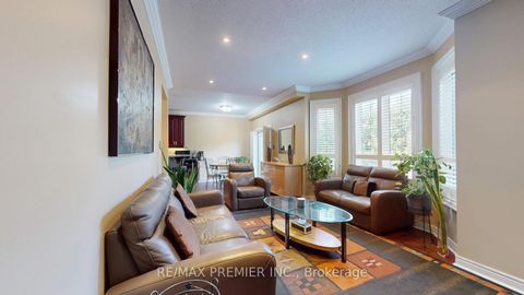 Photo 1 at 28 Osprey Drive, Vellore Village, Vaughan
