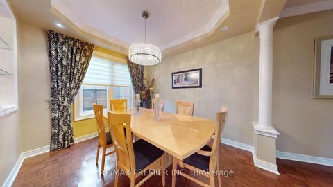 Photo 4 at 28 Osprey Drive, Vellore Village, Vaughan