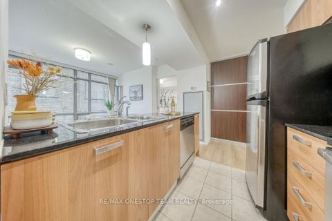 Photo 9 at 508 - 38 Grenville Street, Bay Street Corridor, Toronto