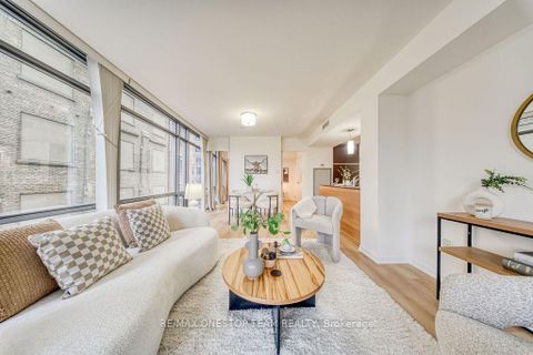 Photo 18 at 508 - 38 Grenville Street, Bay Street Corridor, Toronto