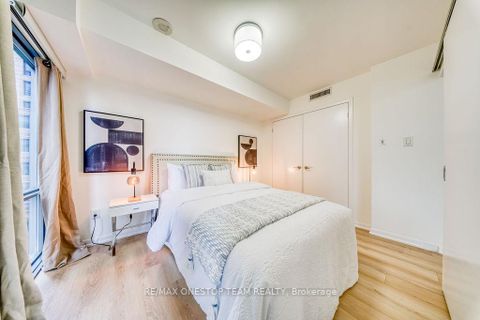 Photo 21 at 508 - 38 Grenville Street, Bay Street Corridor, Toronto