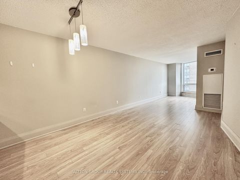 Photo 9 at 1908 - 1055 Bay Street, Bay Street Corridor, Toronto