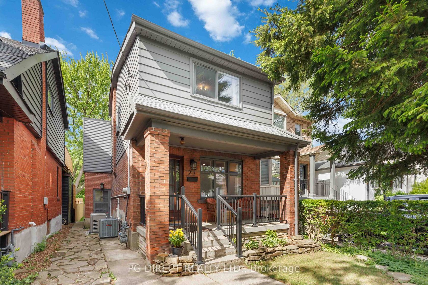 27 Warren Crescent, Lambton Baby Point, Toronto photo number 2