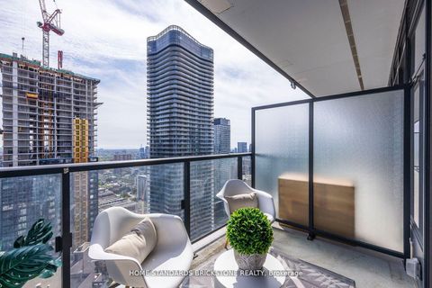 Photo 13 at 3907 - 955 Bay Street, Bay Street Corridor, Toronto