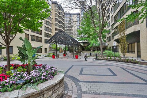 Photo 2 at C-PH 10 - 211 Saint Patrick Street, Chinatown, Toronto