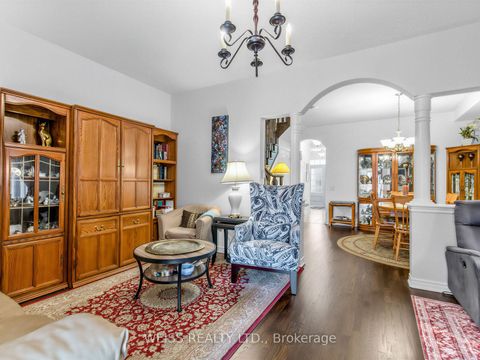 Photo 11 at 446 Lady Nadia Drive, Patterson, Vaughan