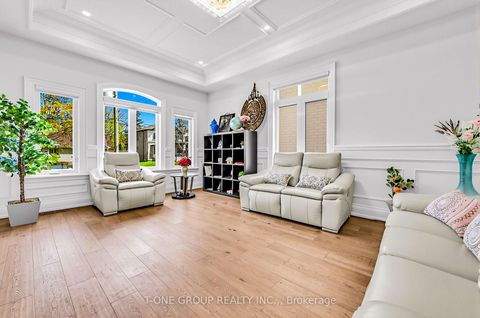 Photo 7 at 70 Scarborough Heights Boulevard, Cliffcrest, Toronto