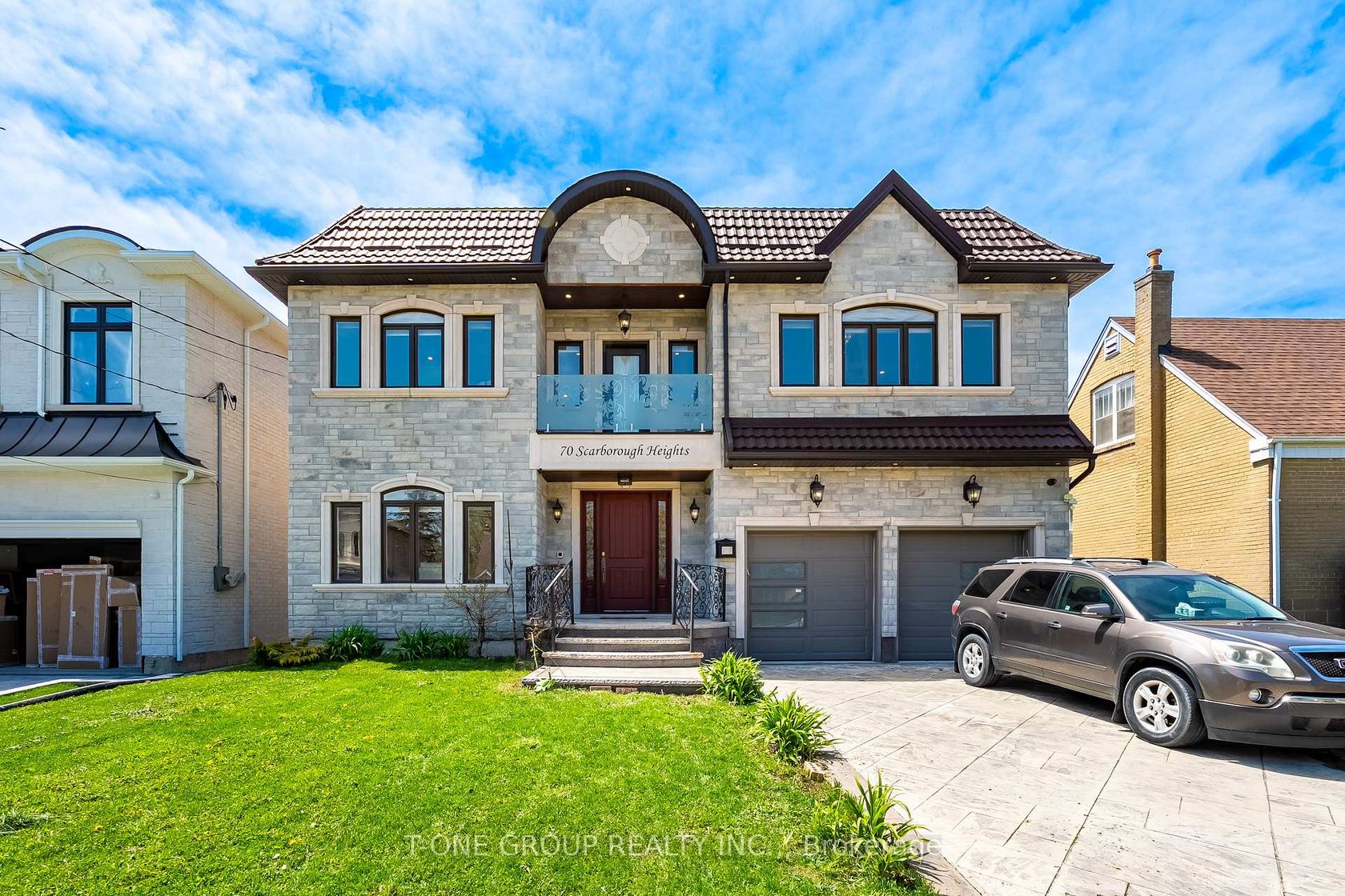 70 Scarborough Heights Boulevard, Cliffcrest, Toronto photo 1
