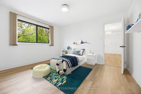 Photo 31 at 26 Neilor Crescent, Markland Wood, Toronto