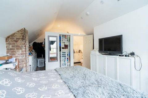 Photo 9 at 56 Amroth Avenue, Danforth, Toronto