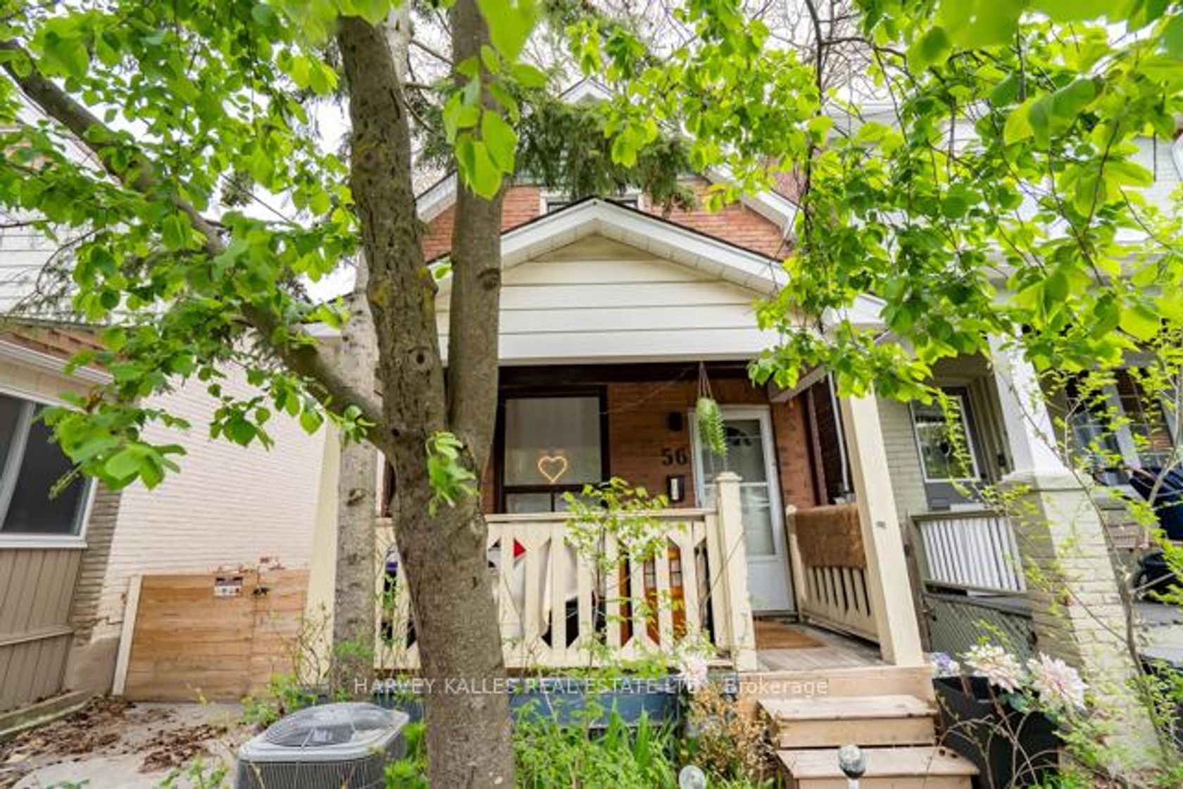 56 Amroth Avenue, Danforth, Toronto photo number 2