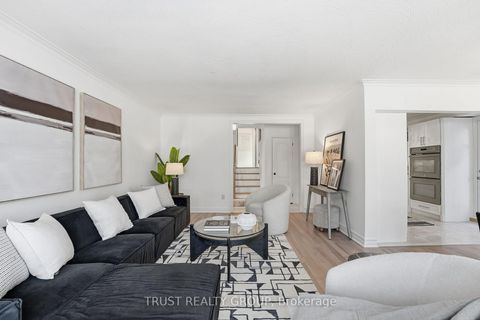 Photo 10 at 9 Del Ria Drive, Maple Leaf, Toronto