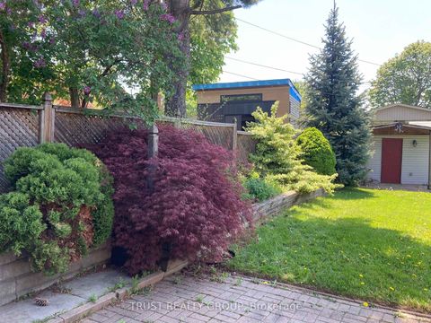 Photo 41 at 9 Del Ria Drive, Maple Leaf, Toronto