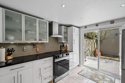 Photo 11 at 111 Seaton Street, Moss Park, Toronto
