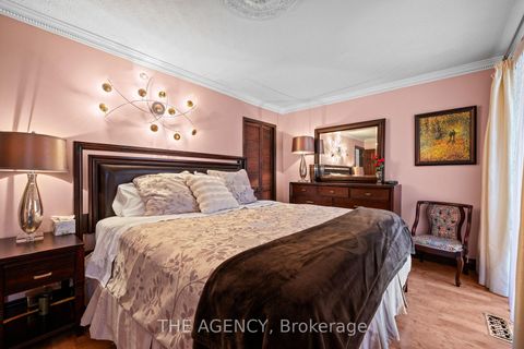 Photo 15 at 111 Seaton Street, Moss Park, Toronto