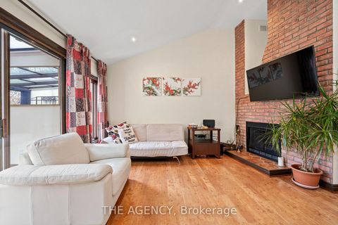 Photo 25 at 111 Seaton Street, Moss Park, Toronto