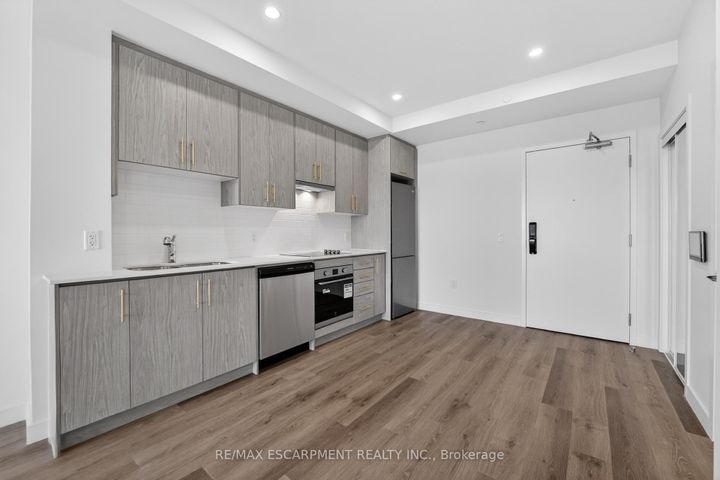 Photo 1 at 321 - 461 Green Road, Lakeshore, Hamilton