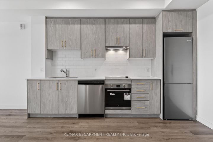 Photo 3 at 321 - 461 Green Road, Lakeshore, Hamilton