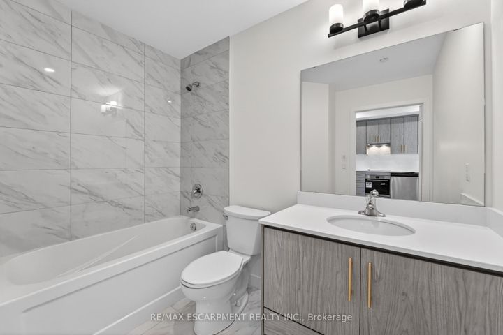 Photo 5 at 321 - 461 Green Road, Lakeshore, Hamilton