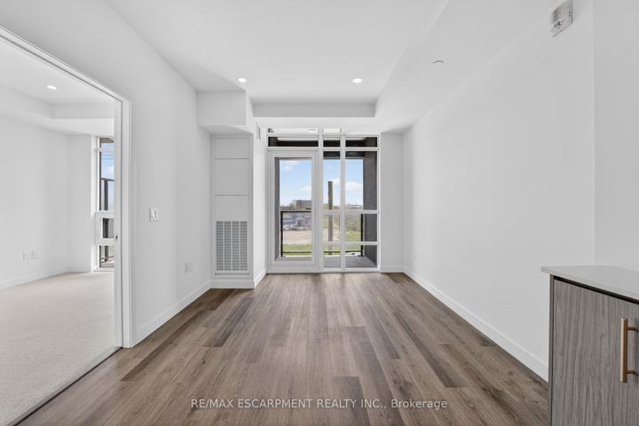 Photo 8 at 321 - 461 Green Road, Lakeshore, Hamilton
