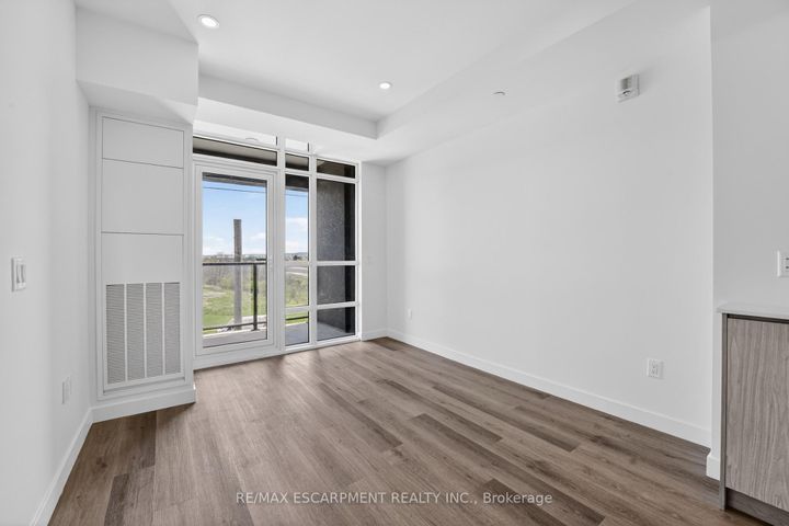 Photo 9 at 321 - 461 Green Road, Lakeshore, Hamilton