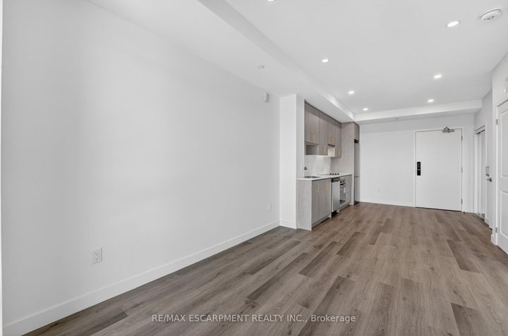 Photo 13 at 321 - 461 Green Road, Lakeshore, Hamilton