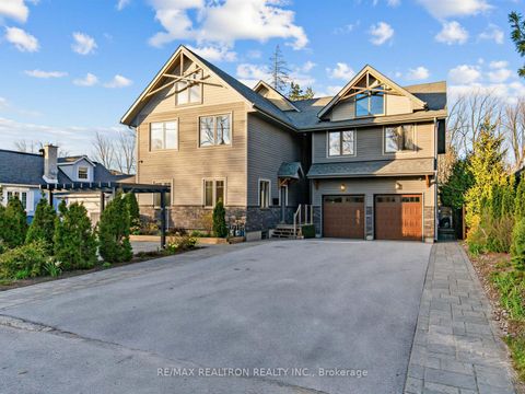 Photo 2 at 115 Clapperton Street, Wellington, Barrie