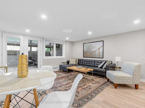 Photo 4 at 115 Clapperton Street, Wellington, Barrie