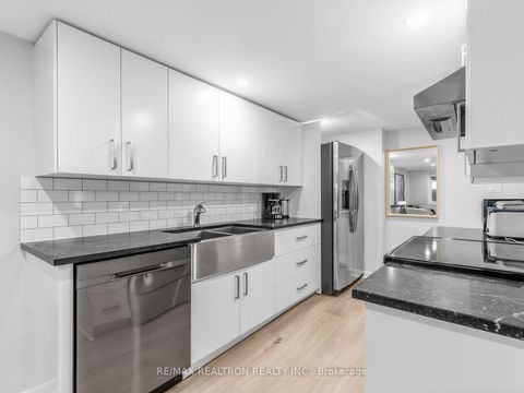 Photo 7 at 115 Clapperton Street, Wellington, Barrie