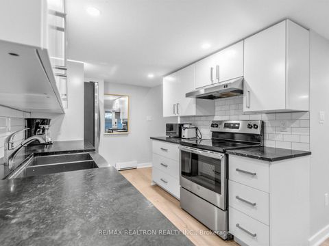 Photo 8 at 115 Clapperton Street, Wellington, Barrie