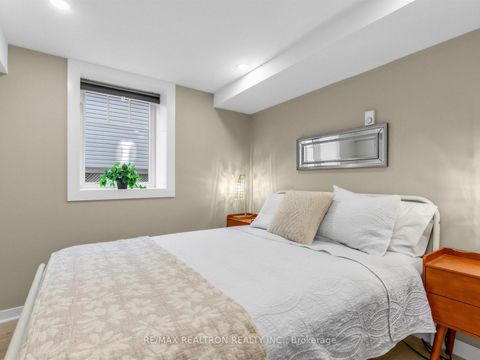 Photo 15 at 115 Clapperton Street, Wellington, Barrie