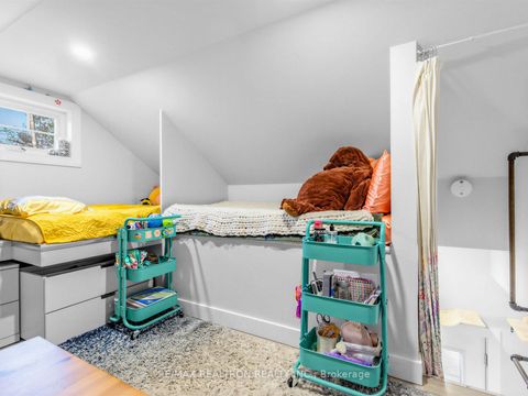 Photo 27 at 115 Clapperton Street, Wellington, Barrie