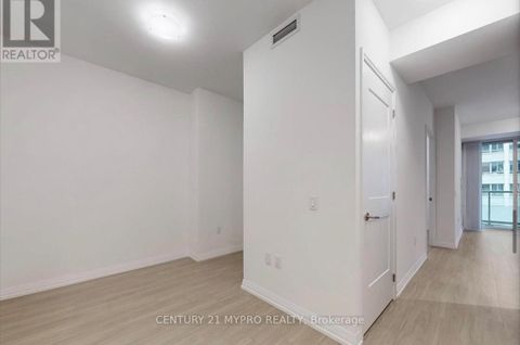 Photo 12 at 703 - 25 Holly Street, Mount Pleasant West, Toronto