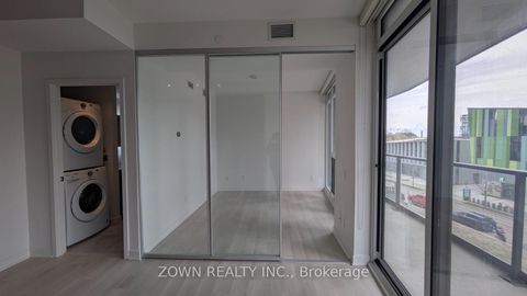 Photo 1 at 302 - 90 Queens Wharf Road, Waterfront Communities C1, Toronto