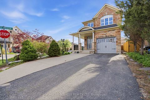 Photo 3 at 243 Venice Gate Drive, Vellore Village, Vaughan