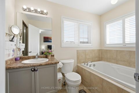 Photo 25 at 243 Venice Gate Drive, Vellore Village, Vaughan