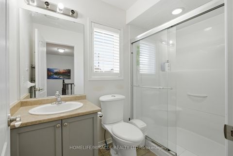 Photo 31 at 243 Venice Gate Drive, Vellore Village, Vaughan