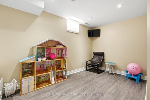 Photo 36 at 243 Venice Gate Drive, Vellore Village, Vaughan
