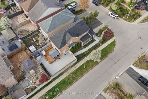 Photo 45 at 243 Venice Gate Drive, Vellore Village, Vaughan